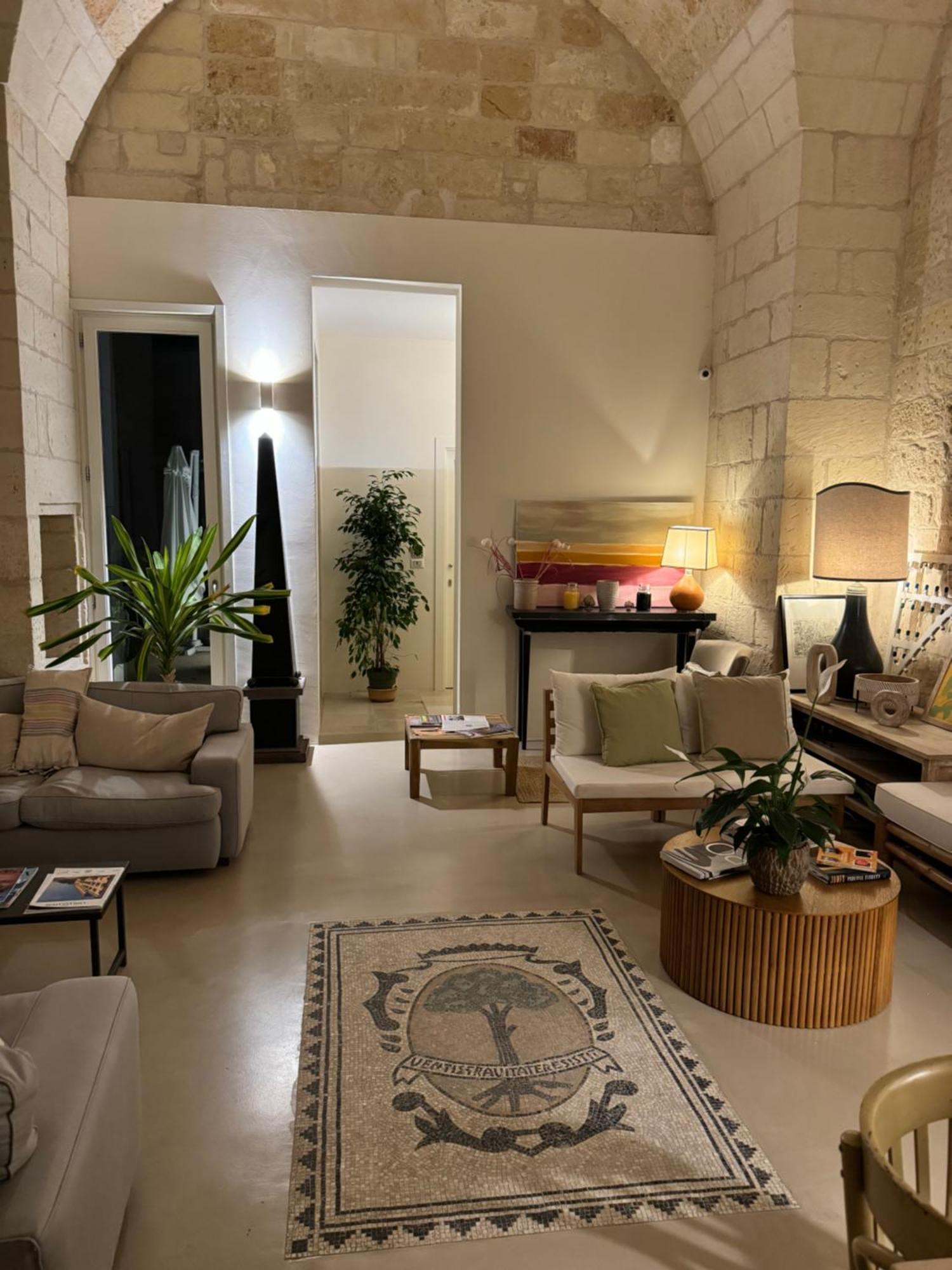 Luleccio Aparthotel Lecce Eksteriør bilde